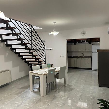 Вілла Casa Andros Pertosa Екстер'єр фото